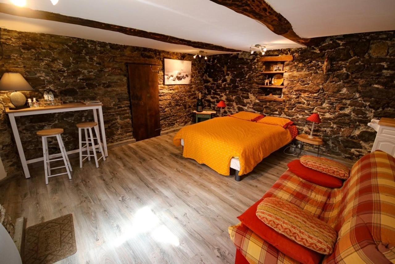 Nuits Magiques Au Village Entre Mer Et Montagnes Bigorno Pokoj fotografie